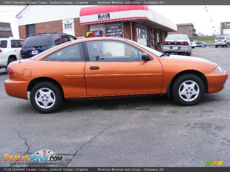 2004 Chevrolet Cavalier Coupe Sunburst Orange / Graphite Photo #6