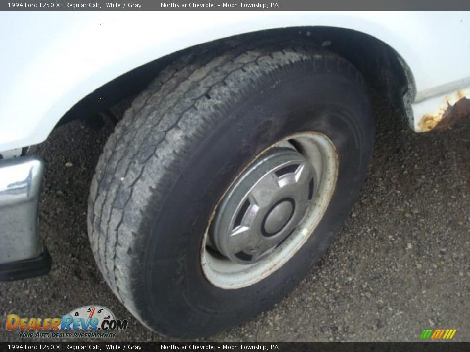 1994 Ford F250 XL Regular Cab White / Gray Photo #5