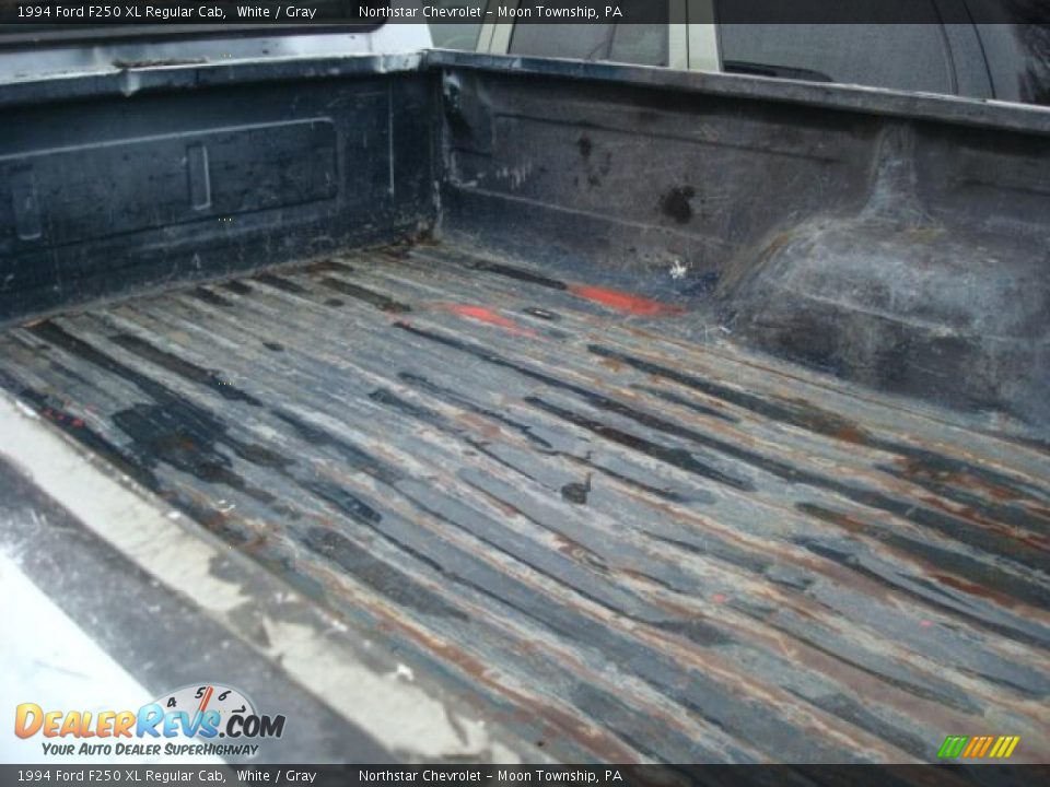 1994 Ford F250 XL Regular Cab White / Gray Photo #12