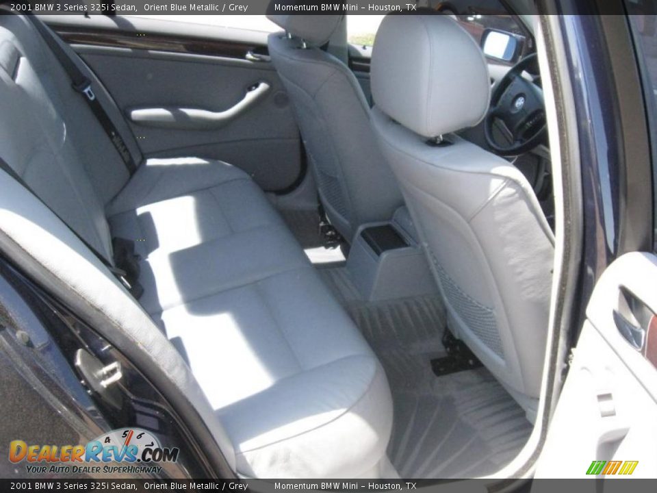 2001 BMW 3 Series 325i Sedan Orient Blue Metallic / Grey Photo #10