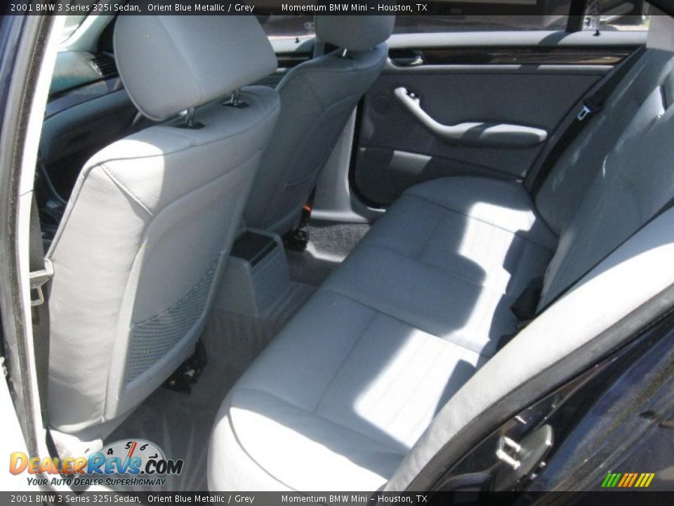 2001 BMW 3 Series 325i Sedan Orient Blue Metallic / Grey Photo #12