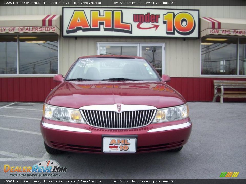 2000 Lincoln Continental Toreador Red Metallic / Deep Charcoal Photo #1