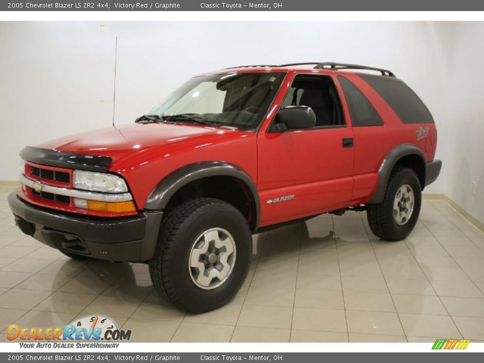 2005 Chevrolet Blazer LS ZR2 4x4 Victory Red / Graphite Photo #3