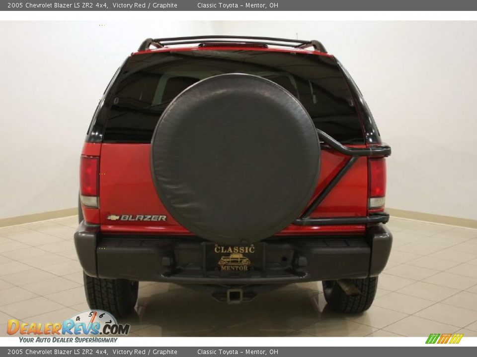 2005 Chevrolet Blazer LS ZR2 4x4 Victory Red / Graphite Photo #6