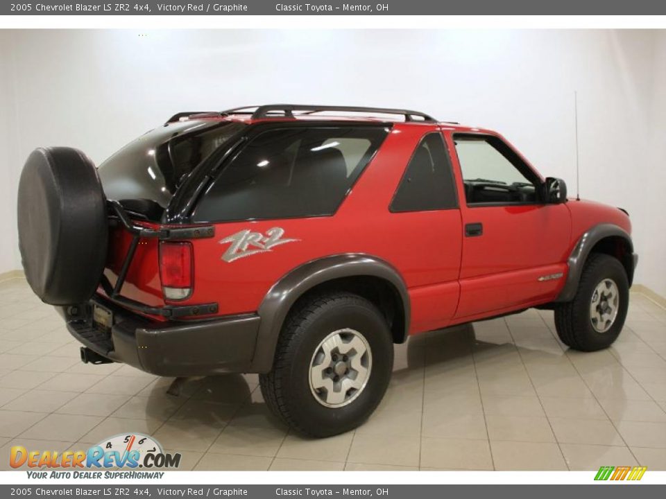 2005 Chevrolet Blazer LS ZR2 4x4 Victory Red / Graphite Photo #7