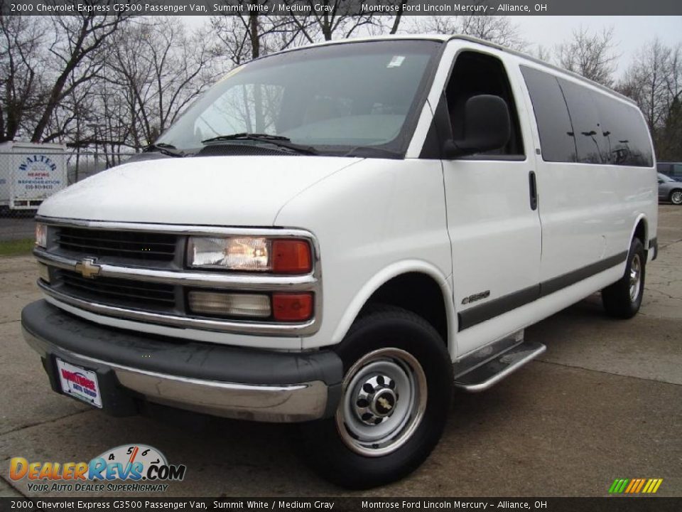 2000 Chevrolet Express G3500 Passenger Van Summit White / Medium Gray Photo #1