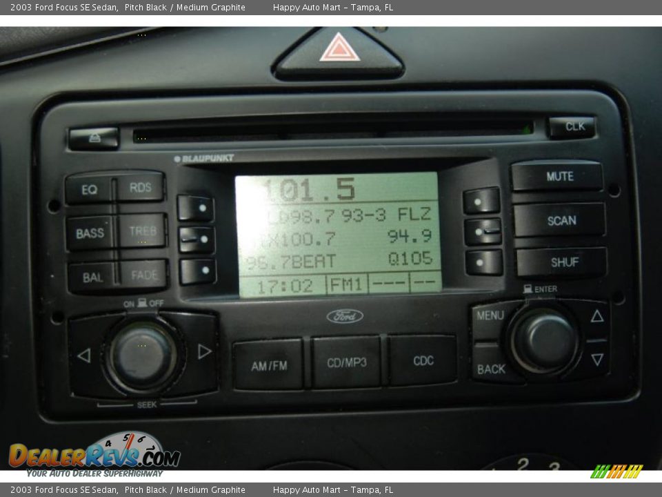 2003 Ford Focus SE Sedan Pitch Black / Medium Graphite Photo #13