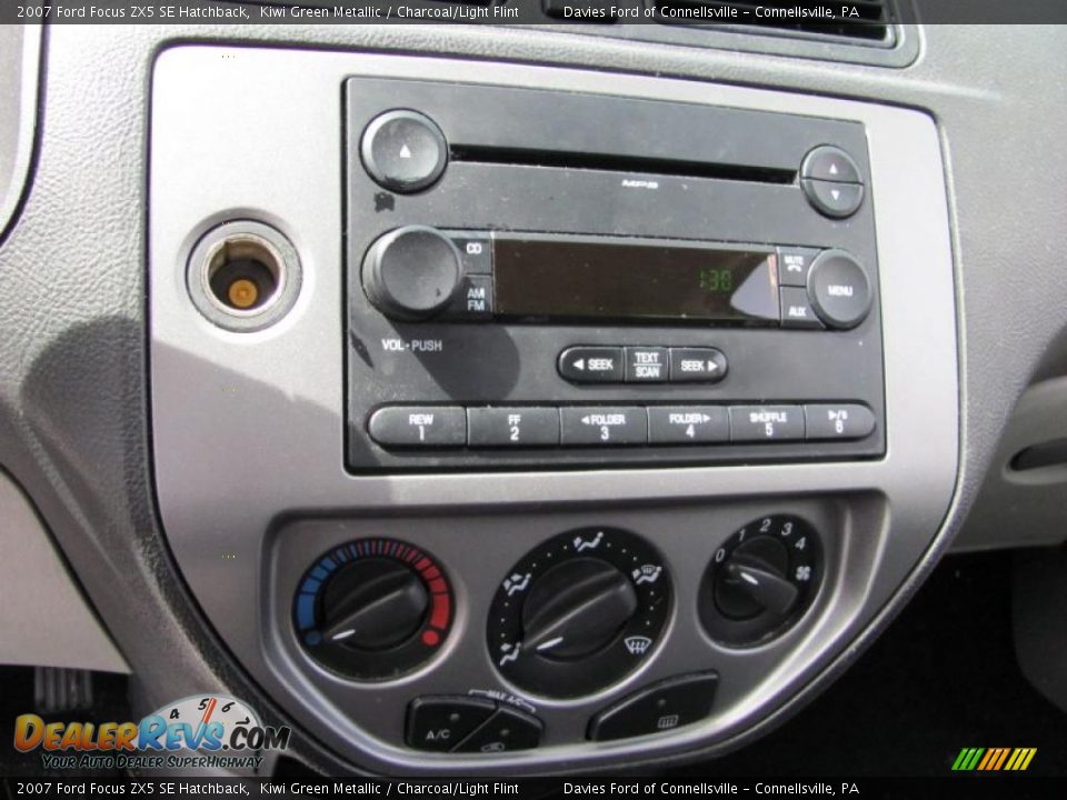 2007 Ford Focus ZX5 SE Hatchback Kiwi Green Metallic / Charcoal/Light Flint Photo #12