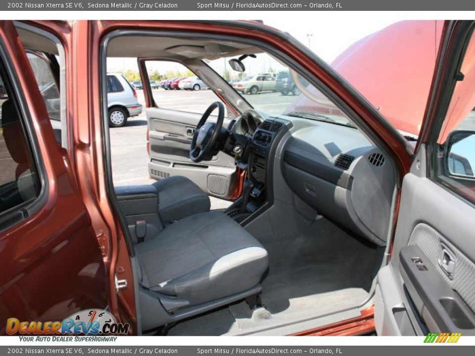 2002 Nissan Xterra SE V6 Sedona Metallic / Gray Celadon Photo #9