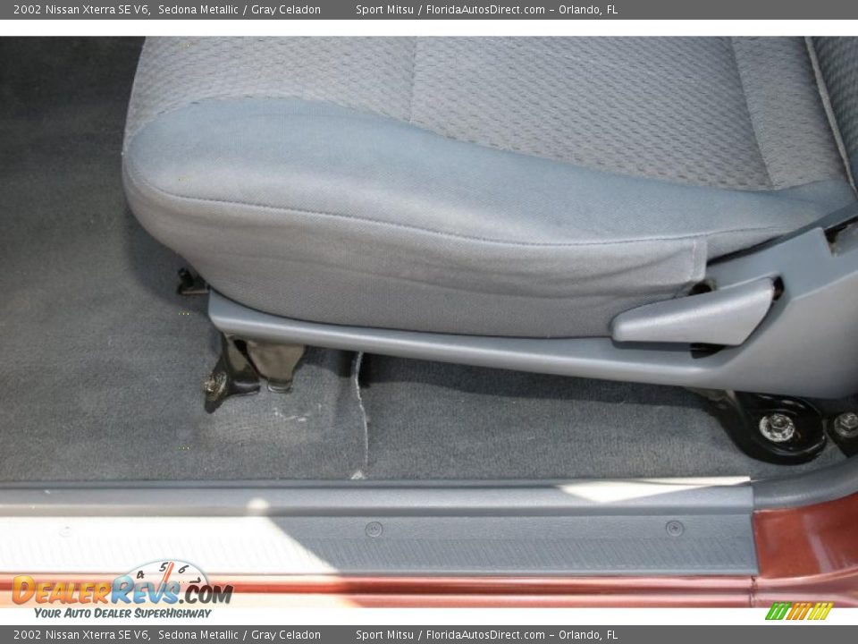 2002 Nissan Xterra SE V6 Sedona Metallic / Gray Celadon Photo #34