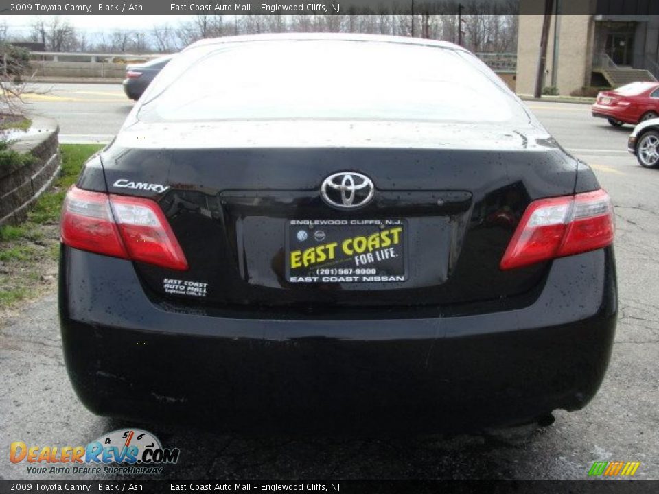 2009 Toyota Camry Black / Ash Photo #4