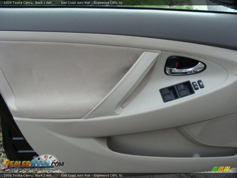 2009 Toyota Camry Black / Ash Photo #6