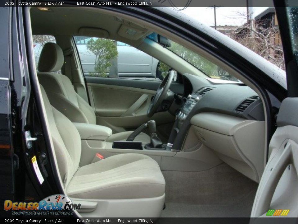 2009 Toyota Camry Black / Ash Photo #8