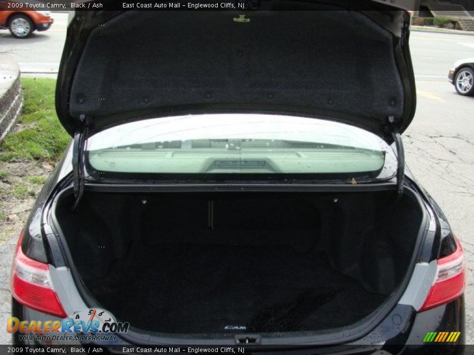2009 Toyota Camry Black / Ash Photo #13
