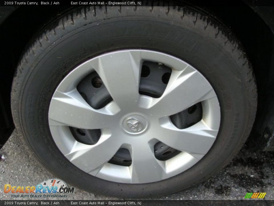 2009 Toyota Camry Black / Ash Photo #14