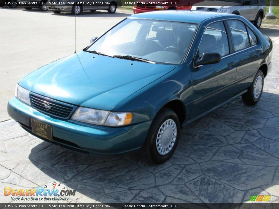 1997 Nissan Sentra GXE Vivid Teal Pearl Metallic / Light Gray Photo #2