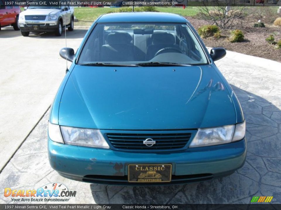 1997 Nissan Sentra GXE Vivid Teal Pearl Metallic / Light Gray Photo #5