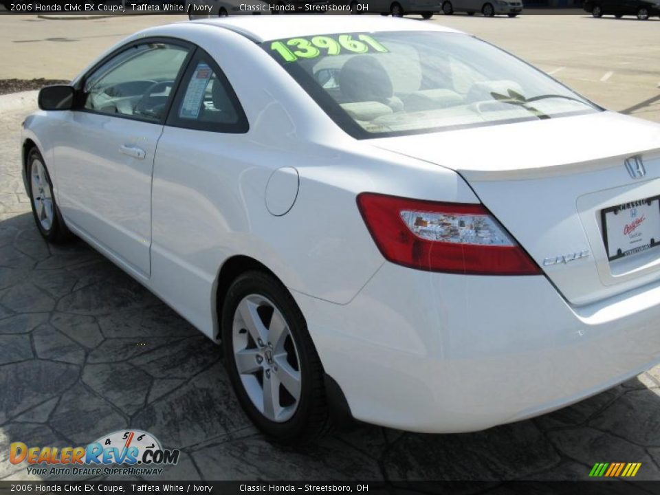 2006 Honda Civic EX Coupe Taffeta White / Ivory Photo #7