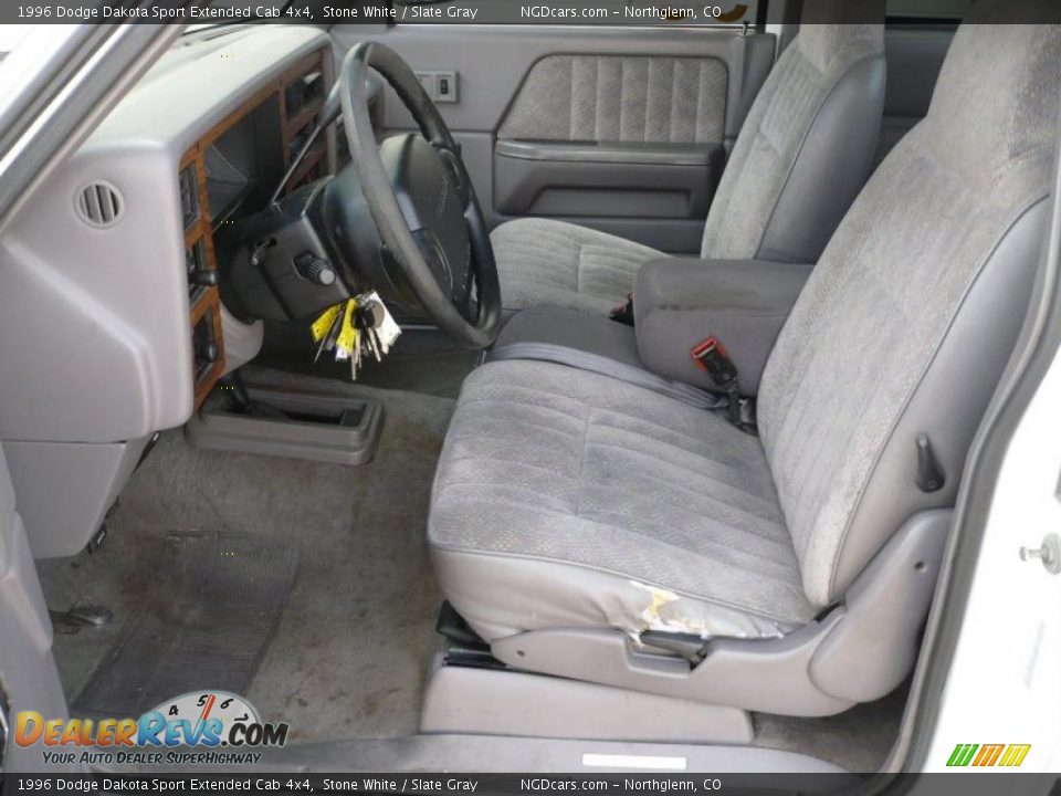 1996 Dodge Dakota Sport Extended Cab 4x4 Stone White / Slate Gray Photo #9