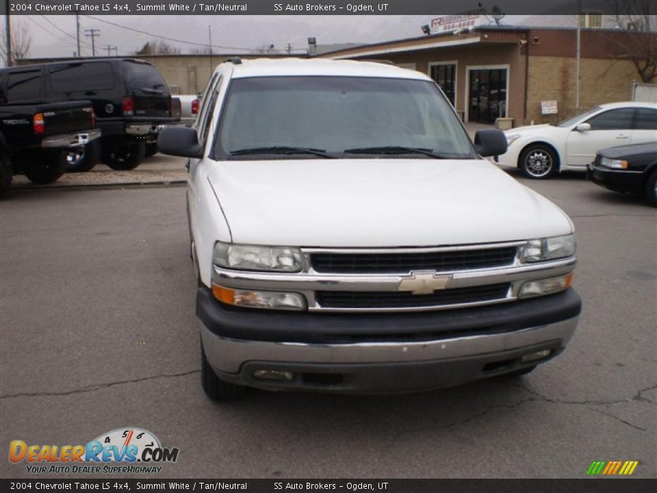 2004 Chevrolet Tahoe LS 4x4 Summit White / Tan/Neutral Photo #3