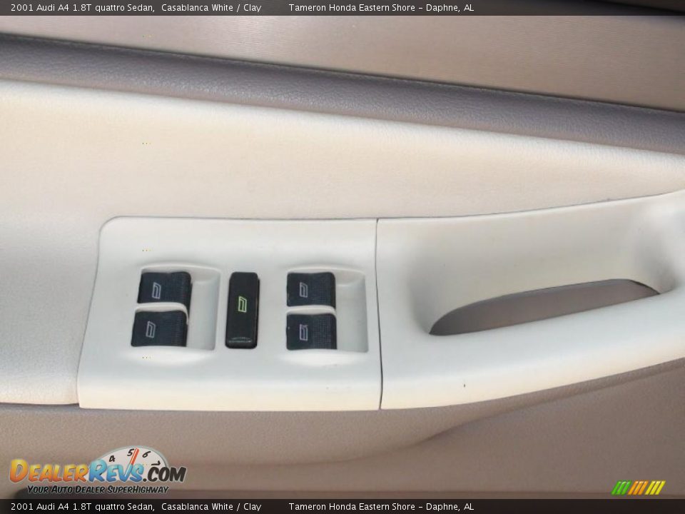 2001 Audi A4 1.8T quattro Sedan Casablanca White / Clay Photo #19