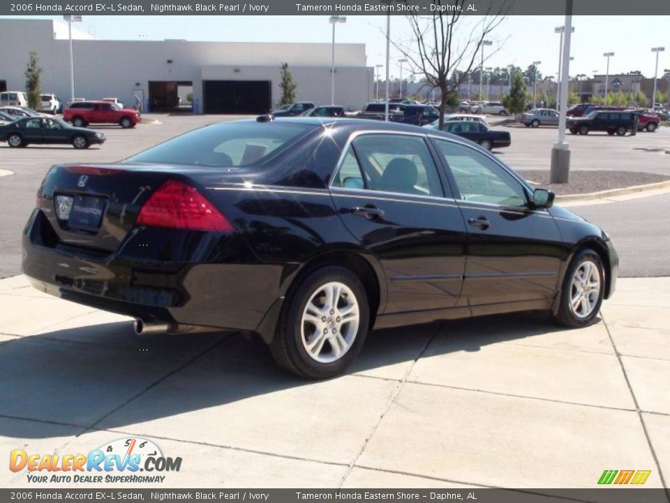 2006 Honda Accord EX-L Sedan Nighthawk Black Pearl / Ivory Photo #11