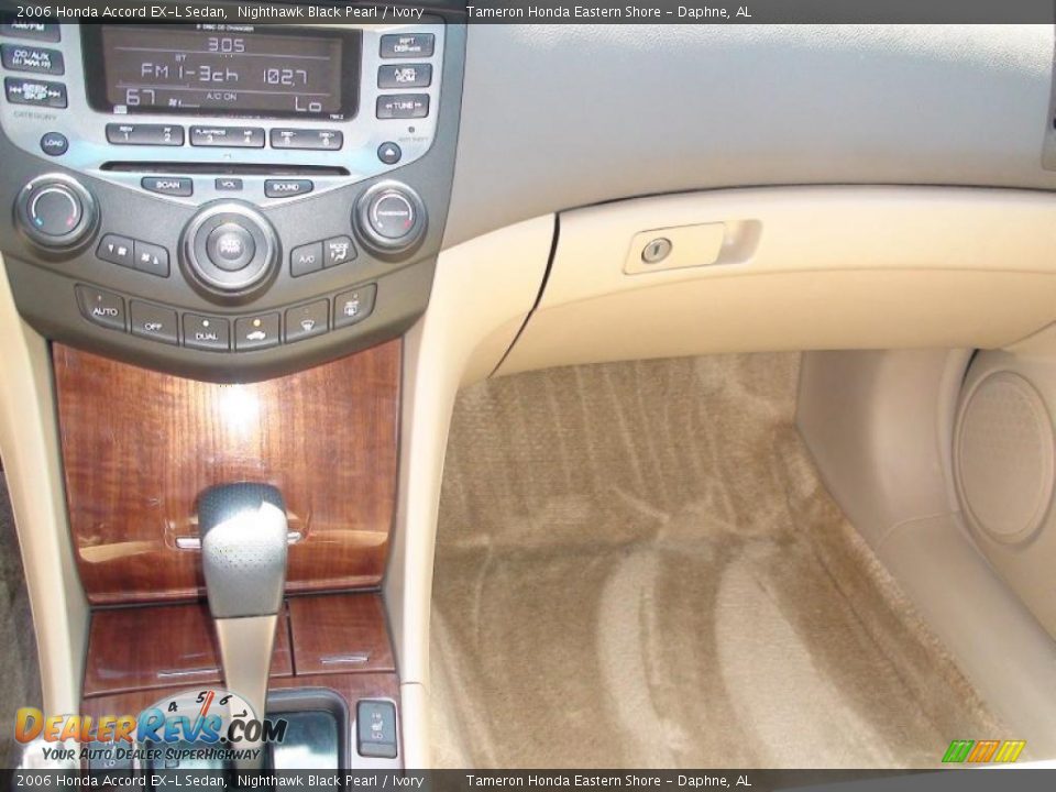 2006 Honda Accord EX-L Sedan Nighthawk Black Pearl / Ivory Photo #23
