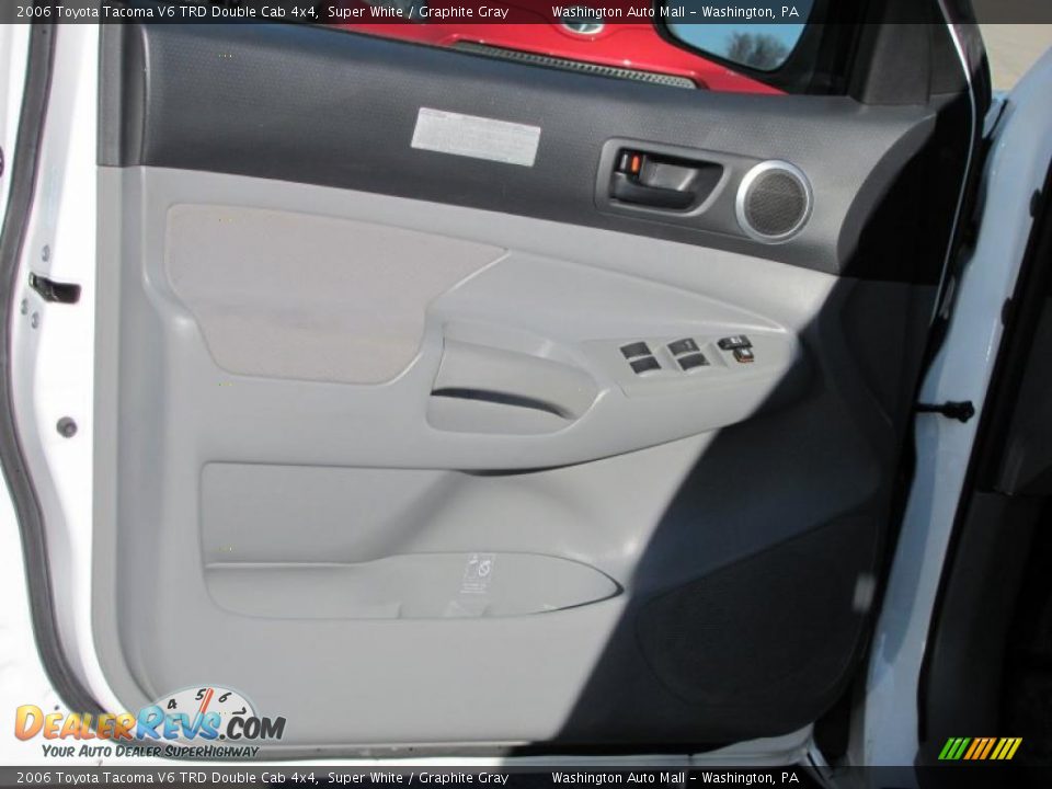 2006 Toyota Tacoma V6 TRD Double Cab 4x4 Super White / Graphite Gray Photo #13