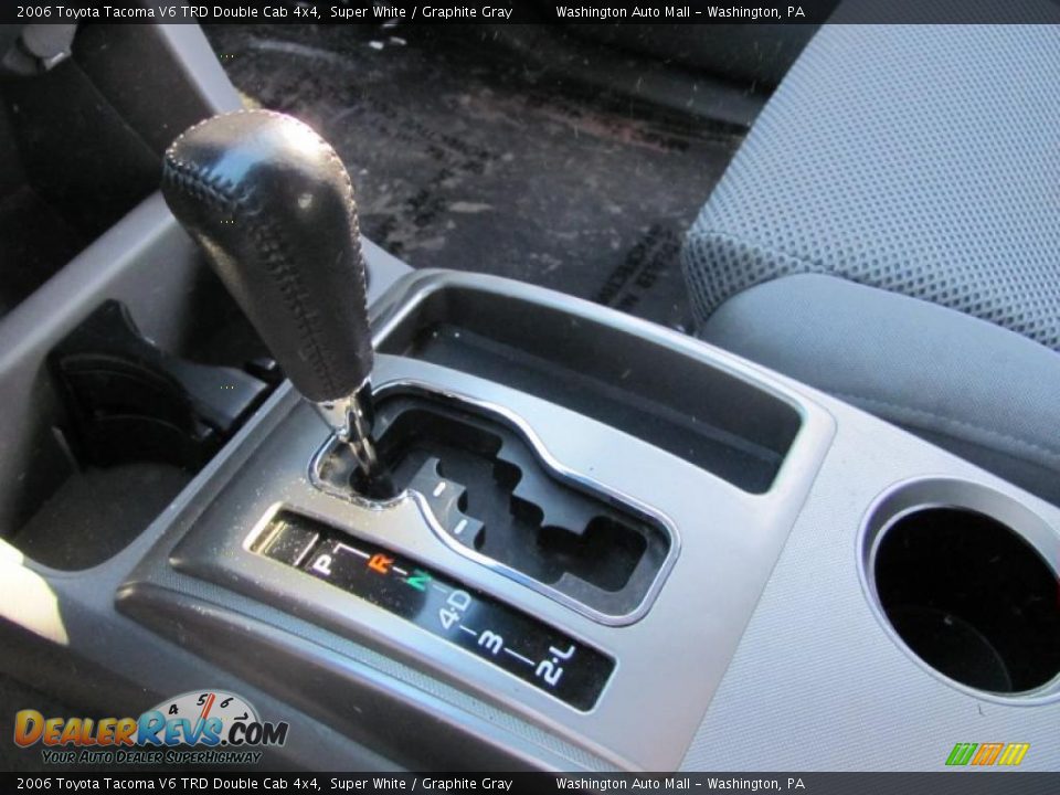 2006 Toyota Tacoma V6 TRD Double Cab 4x4 Super White / Graphite Gray Photo #16