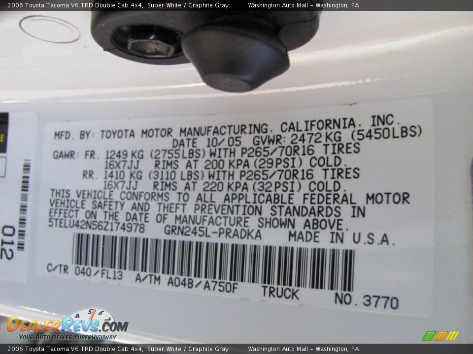 2006 Toyota Tacoma V6 TRD Double Cab 4x4 Super White / Graphite Gray Photo #19