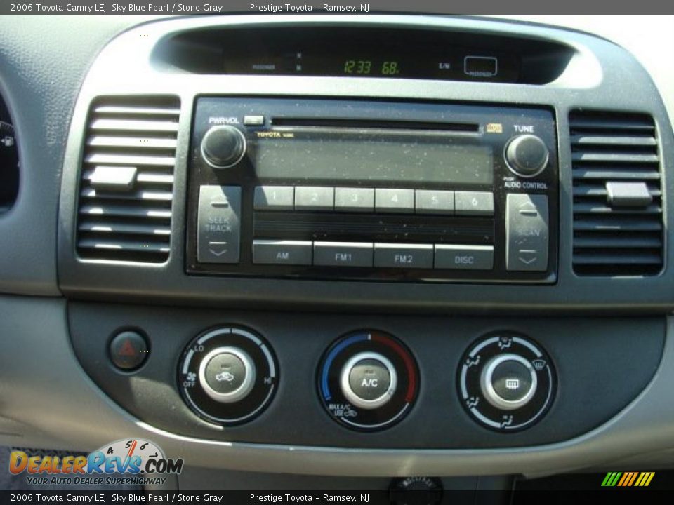 2006 Toyota Camry LE Sky Blue Pearl / Stone Gray Photo #11