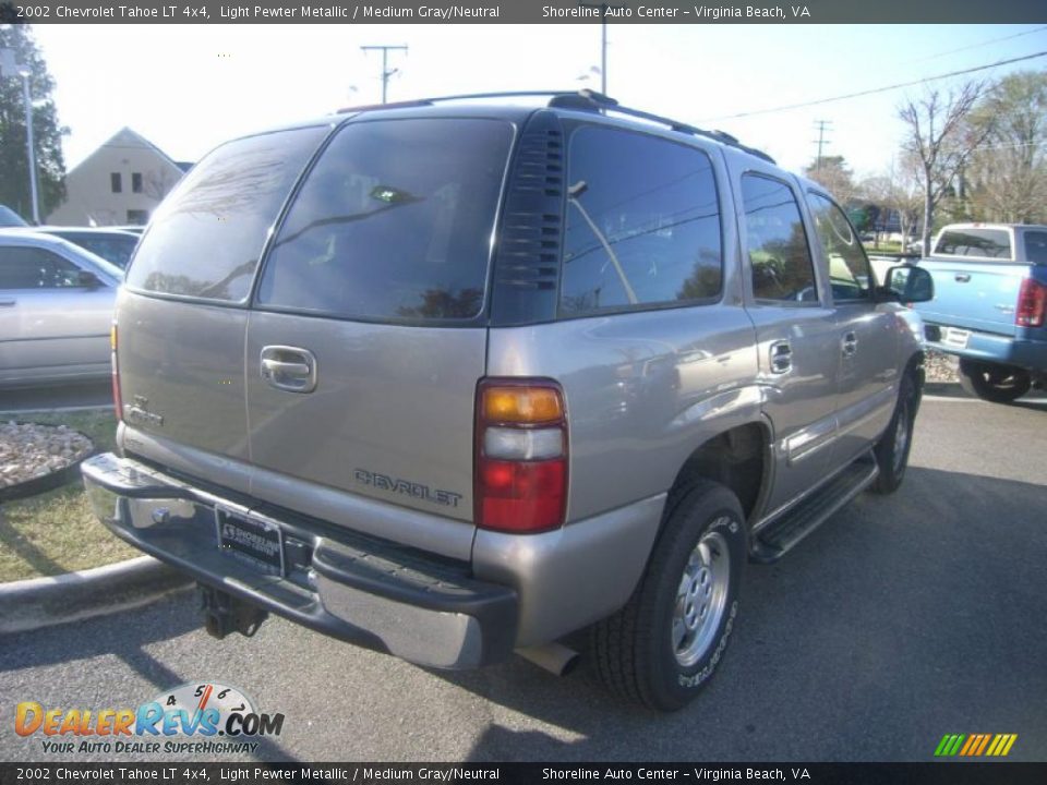 2002 Chevrolet Tahoe LT 4x4 Light Pewter Metallic / Medium Gray/Neutral Photo #5