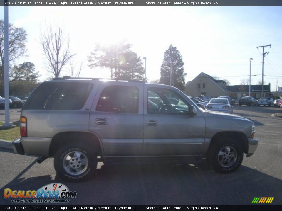 2002 Chevrolet Tahoe LT 4x4 Light Pewter Metallic / Medium Gray/Neutral Photo #6