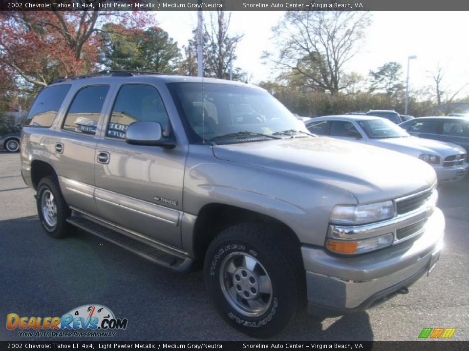 2002 Chevrolet Tahoe LT 4x4 Light Pewter Metallic / Medium Gray/Neutral Photo #7