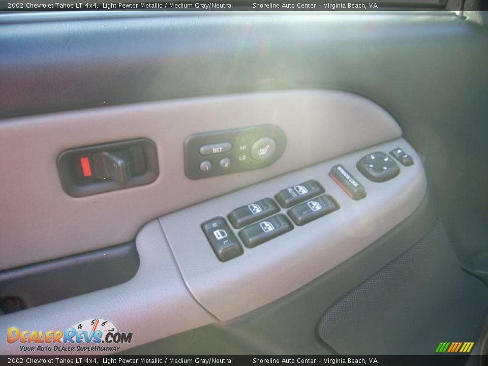 2002 Chevrolet Tahoe LT 4x4 Light Pewter Metallic / Medium Gray/Neutral Photo #14