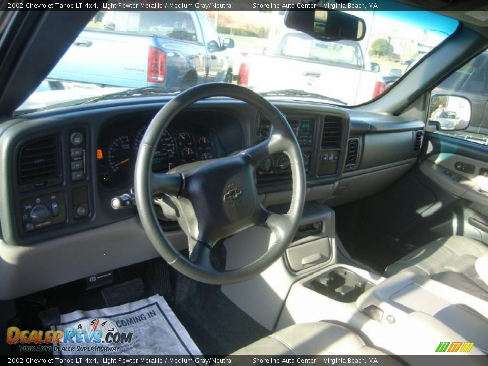 2002 Chevrolet Tahoe LT 4x4 Light Pewter Metallic / Medium Gray/Neutral Photo #16