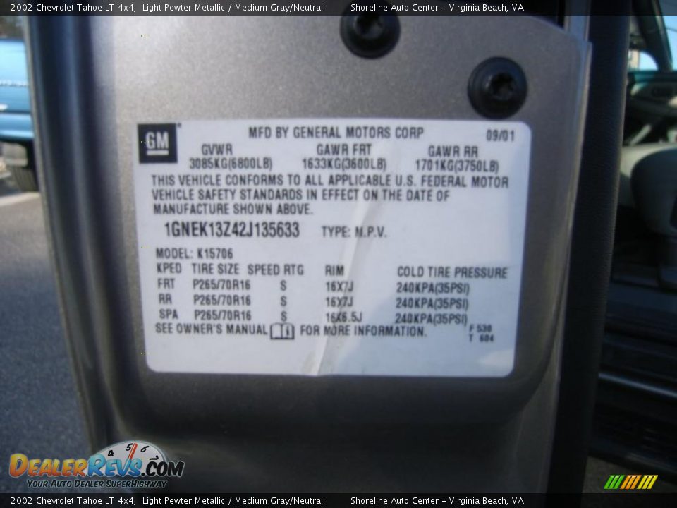 2002 Chevrolet Tahoe LT 4x4 Light Pewter Metallic / Medium Gray/Neutral Photo #23