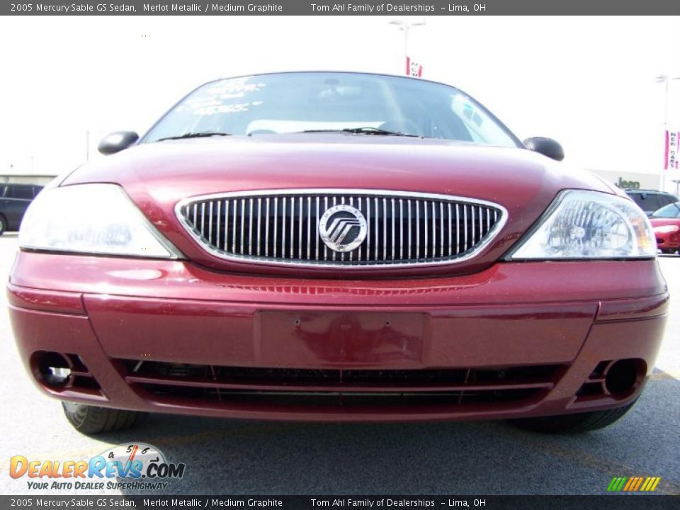 2005 Mercury Sable GS Sedan Merlot Metallic / Medium Graphite Photo #2