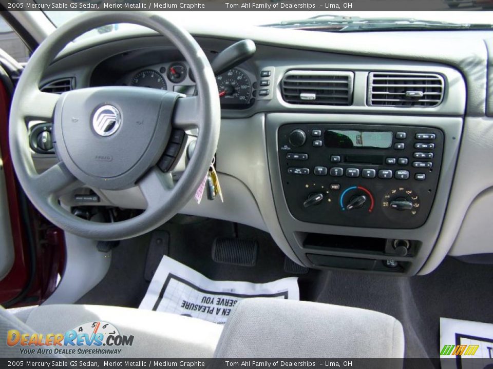 2005 Mercury Sable GS Sedan Merlot Metallic / Medium Graphite Photo #13