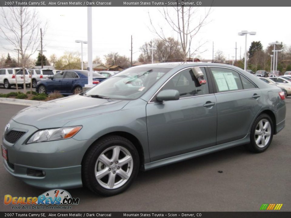 2007 Toyota Camry SE Aloe Green Metallic / Dark Charcoal Photo #5