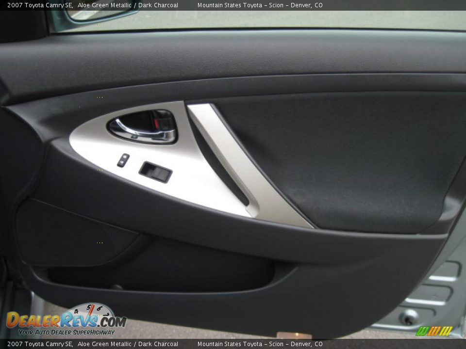 2007 Toyota Camry SE Aloe Green Metallic / Dark Charcoal Photo #8