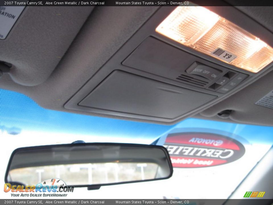 2007 Toyota Camry SE Aloe Green Metallic / Dark Charcoal Photo #19