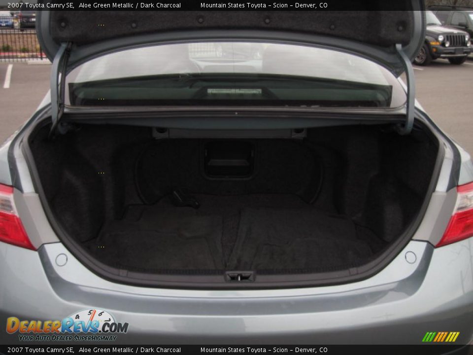 2007 Toyota Camry SE Aloe Green Metallic / Dark Charcoal Photo #22
