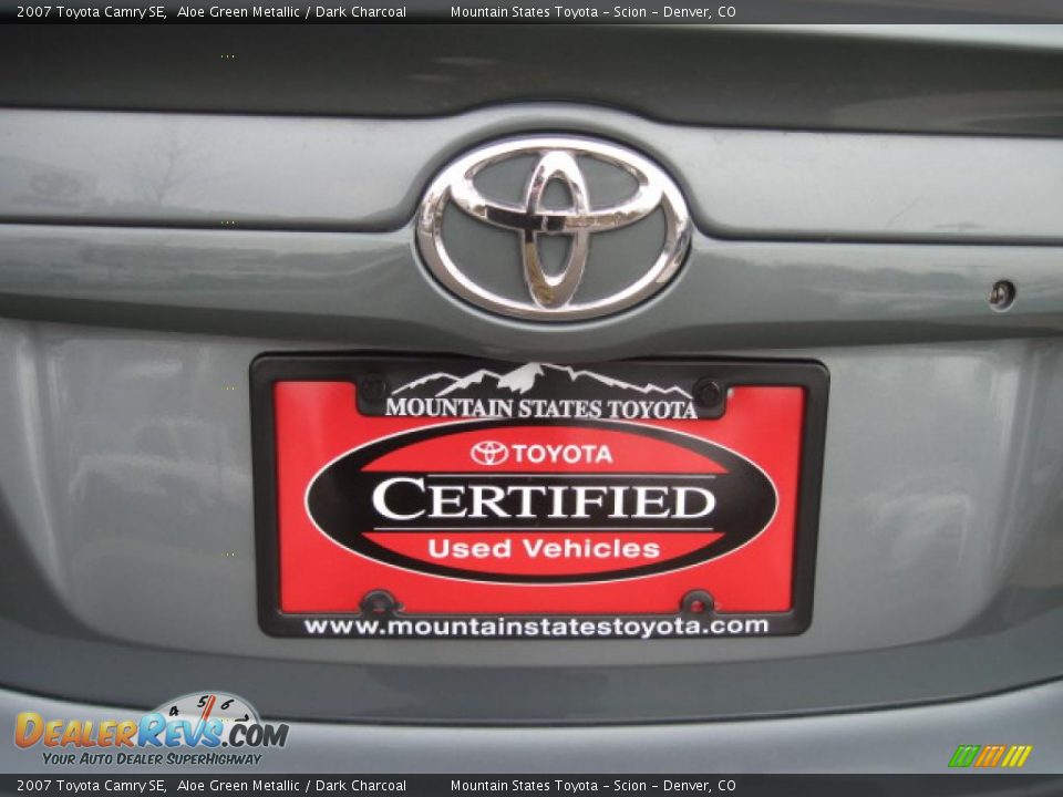 2007 Toyota Camry SE Aloe Green Metallic / Dark Charcoal Photo #23