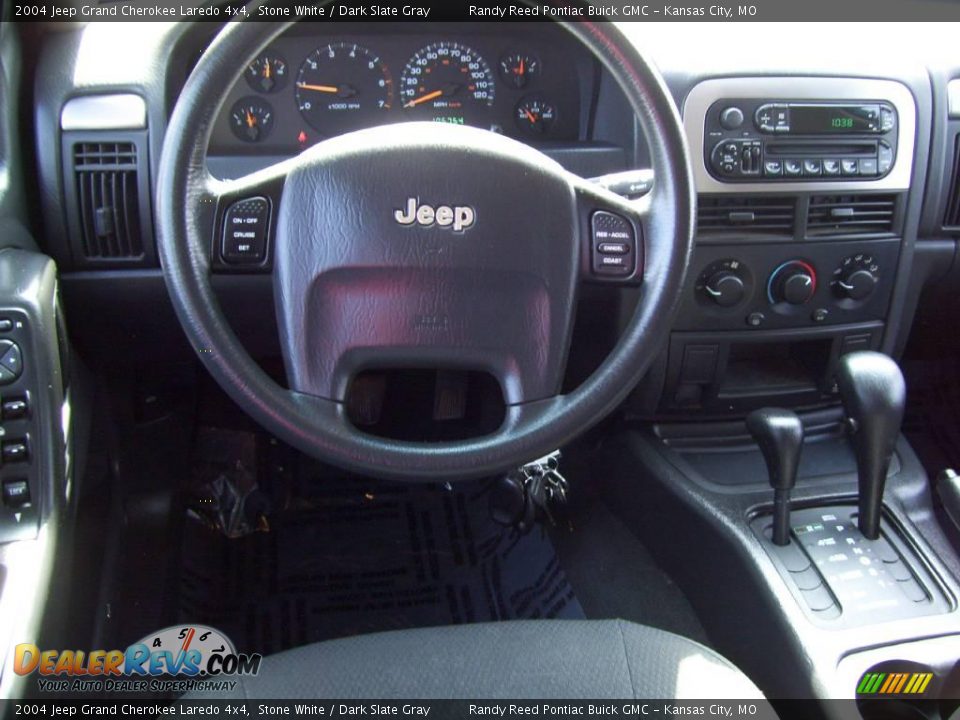 2004 Jeep Grand Cherokee Laredo 4x4 Stone White / Dark Slate Gray Photo #13