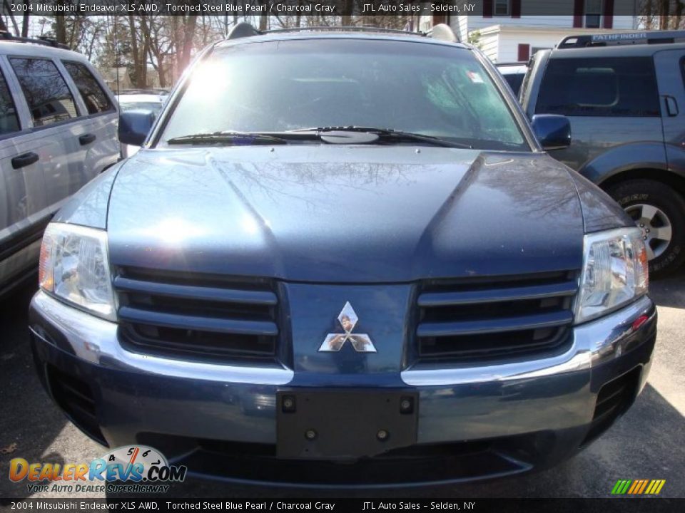 2004 Mitsubishi Endeavor XLS AWD Torched Steel Blue Pearl / Charcoal Gray Photo #2