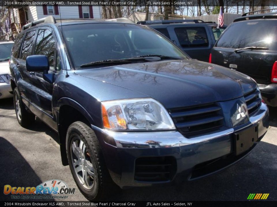 2004 Mitsubishi Endeavor XLS AWD Torched Steel Blue Pearl / Charcoal Gray Photo #3