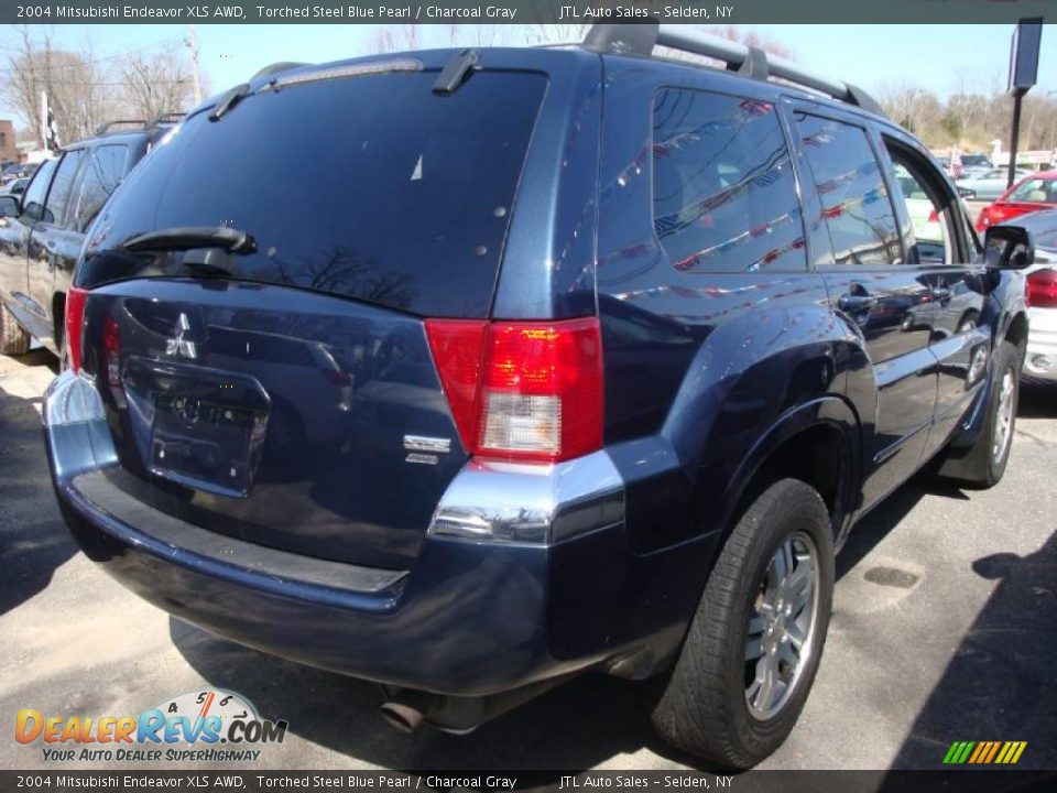 2004 Mitsubishi Endeavor XLS AWD Torched Steel Blue Pearl / Charcoal Gray Photo #6