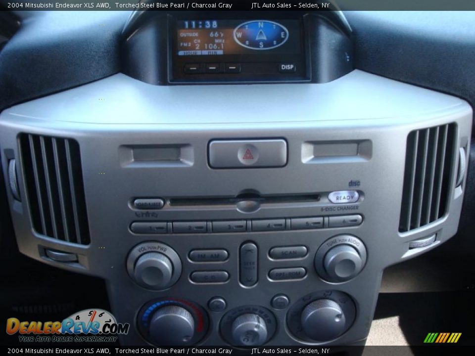 2004 Mitsubishi Endeavor XLS AWD Torched Steel Blue Pearl / Charcoal Gray Photo #13