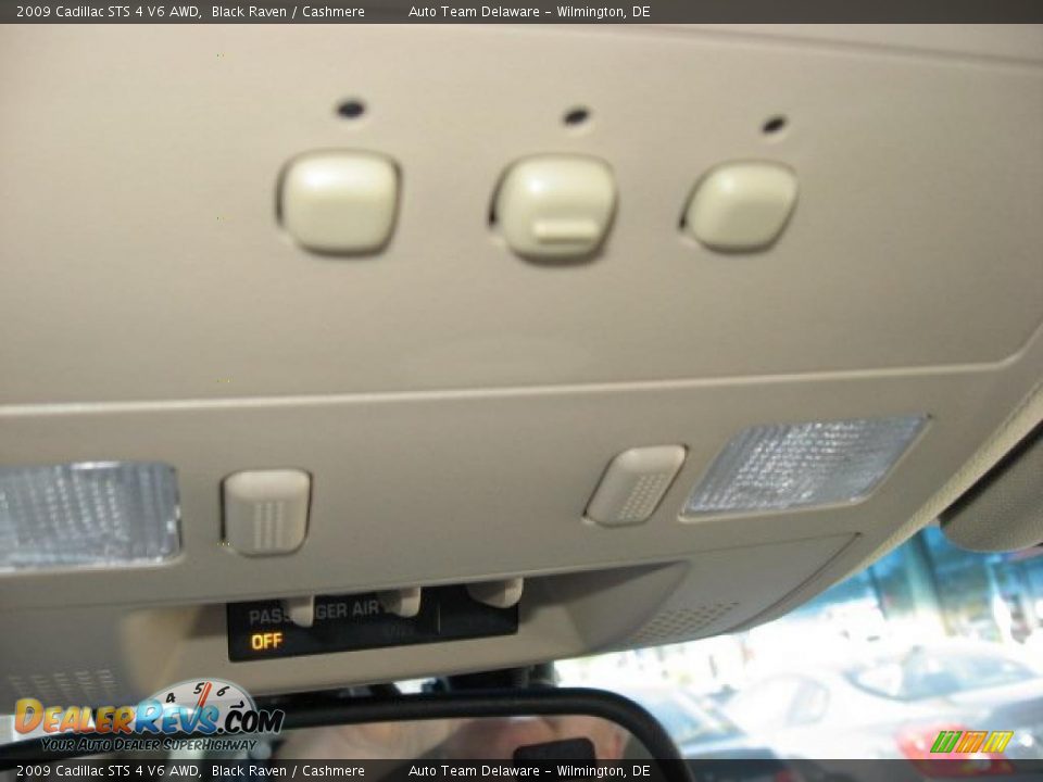 2009 Cadillac STS 4 V6 AWD Black Raven / Cashmere Photo #30